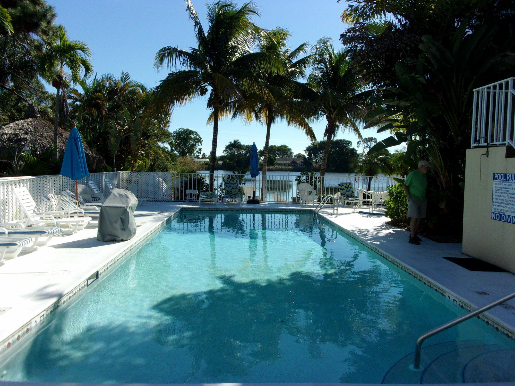 فندق جزيرة ماركوفي  ماركو آيلاند ليكسايد إن المظهر الخارجي الصورة